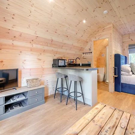 Farm View - Uk43708 *